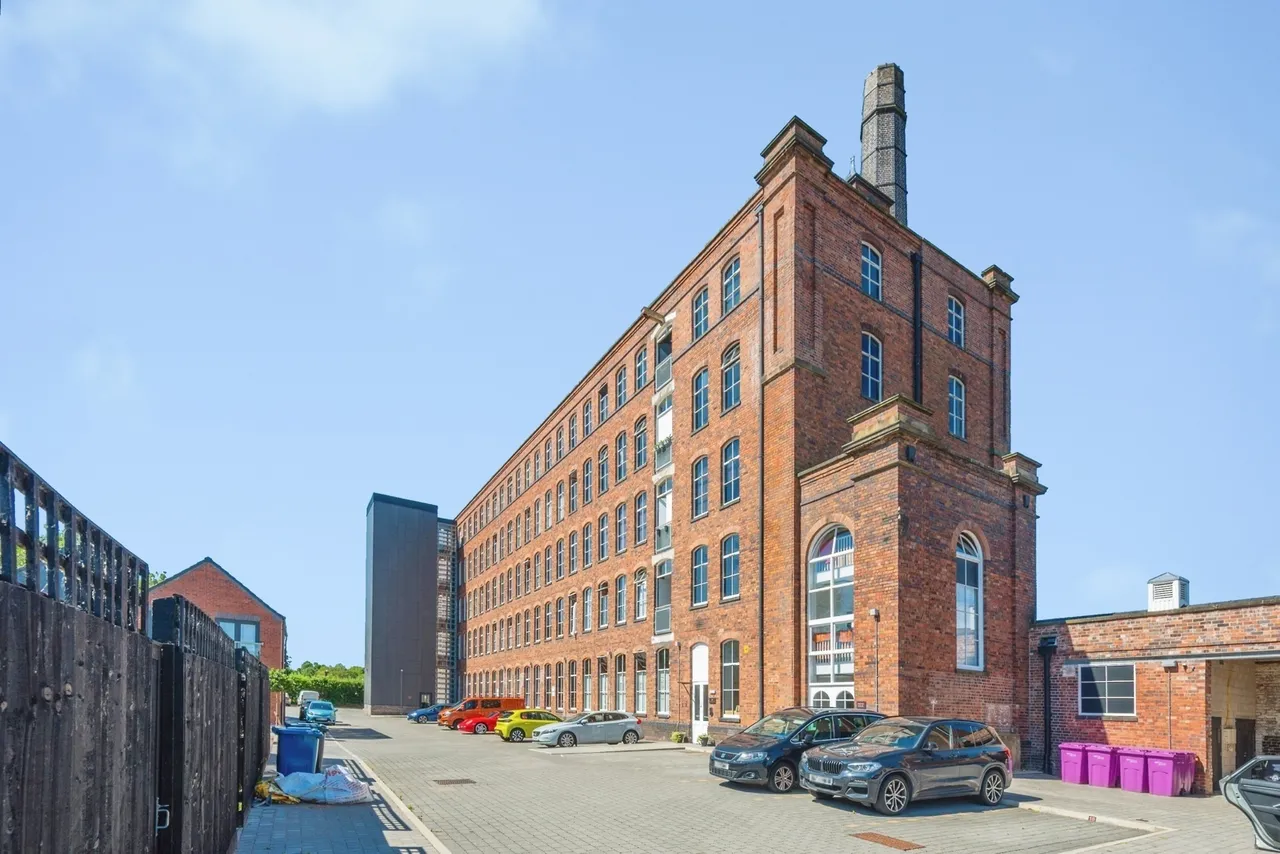 1 bed flat for sale — Tolson Court, Fazeley, Tamworth, Staffordshire, B78