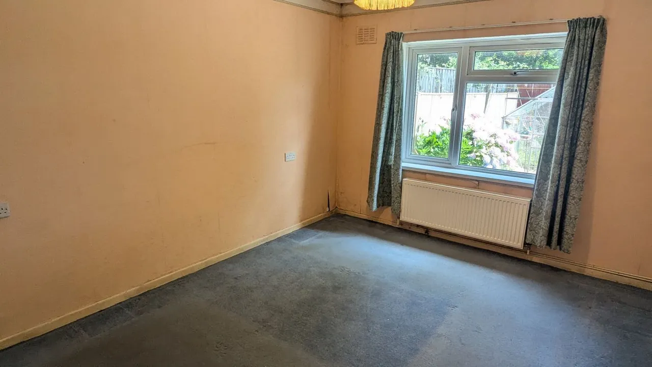 Churchill Close, Wells, BA5, photo 5