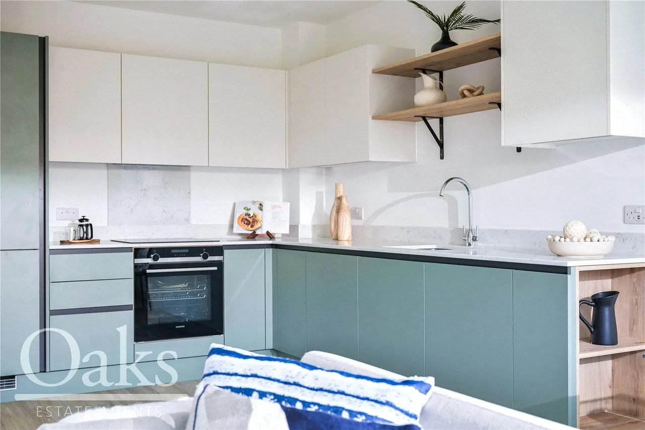 Birchanger Road, South Norwood, SE25, photo 12