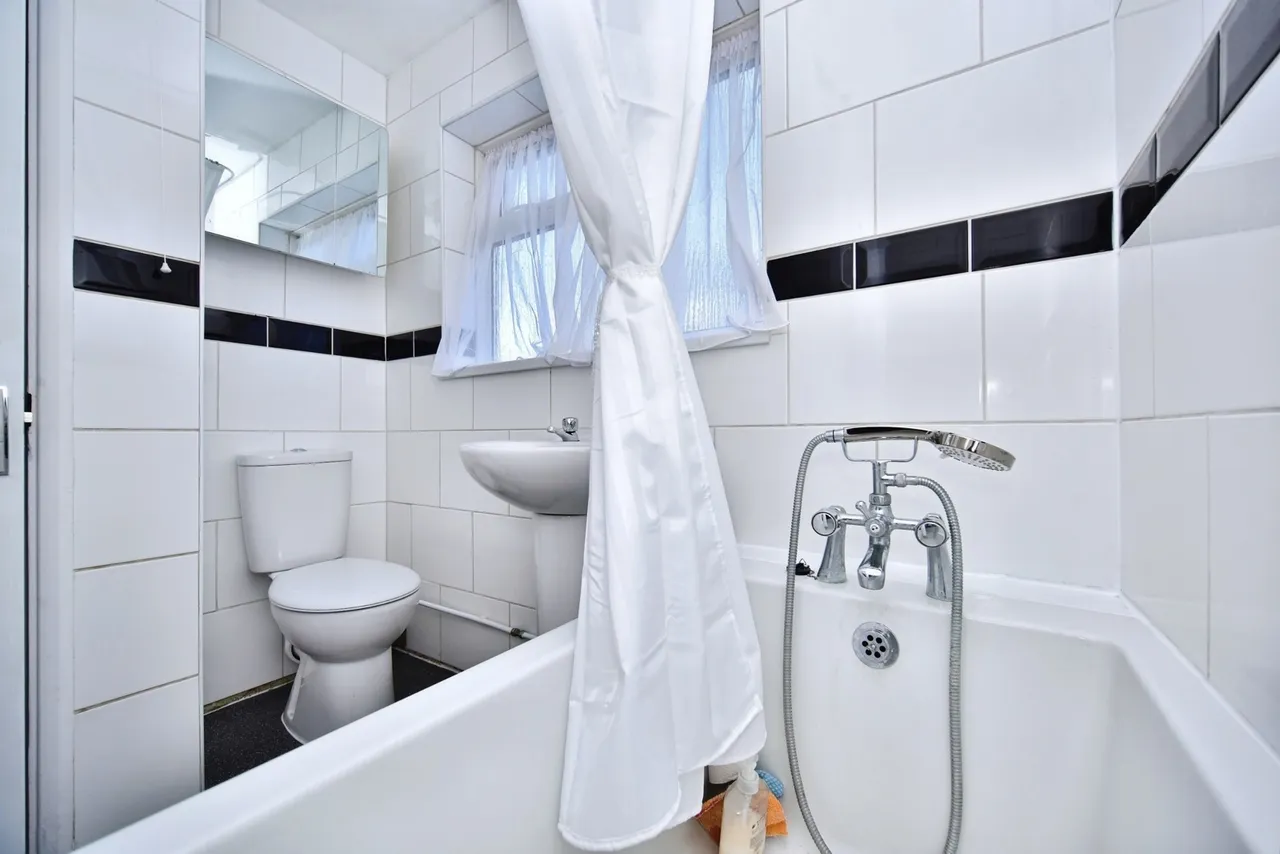 Highland Road, MAIDSTONE, Kent, ME15, photo 14