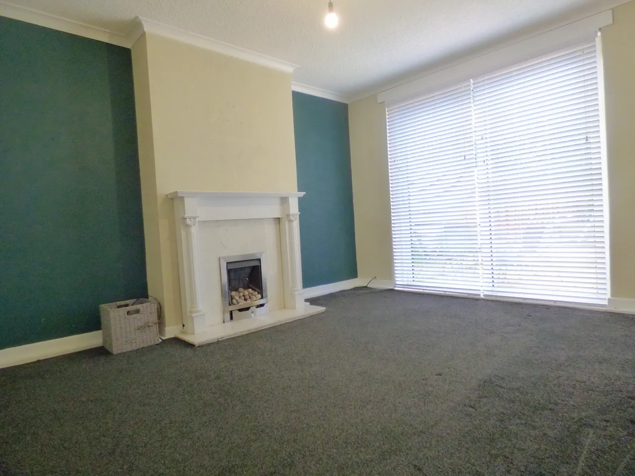Manchester Road, Bury, BL9, photo 2