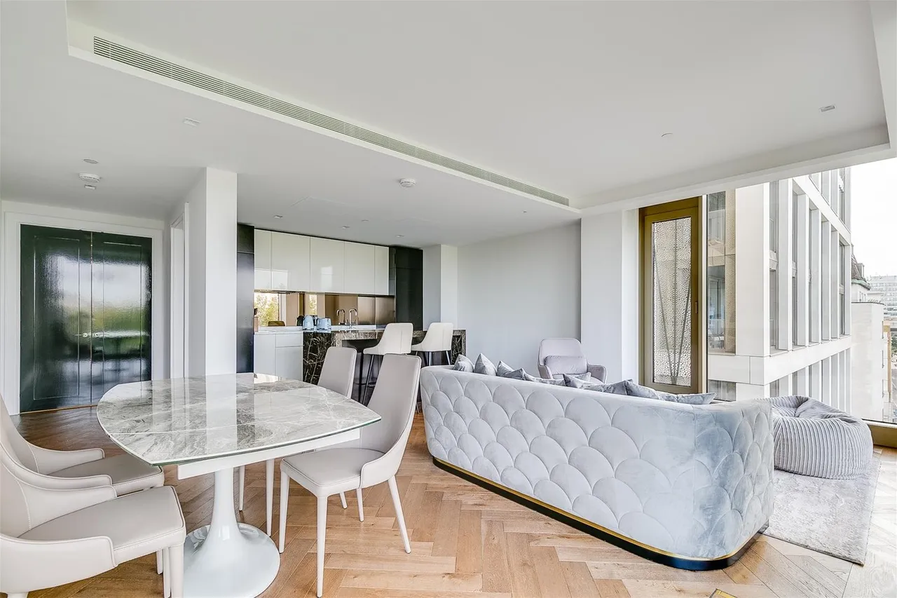 Belvedere Road, London SE1 7AF, photo 25