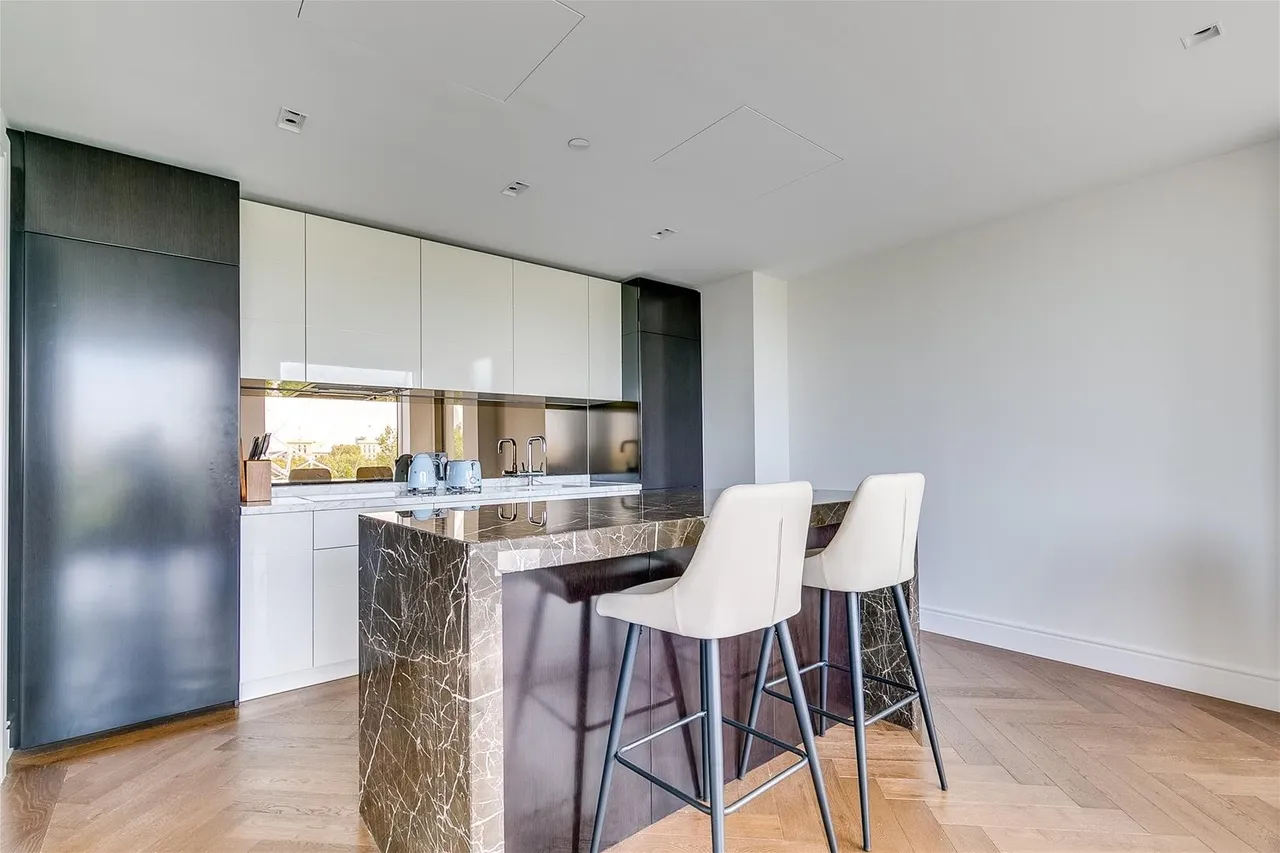 Belvedere Road, London SE1 7AF, photo 24