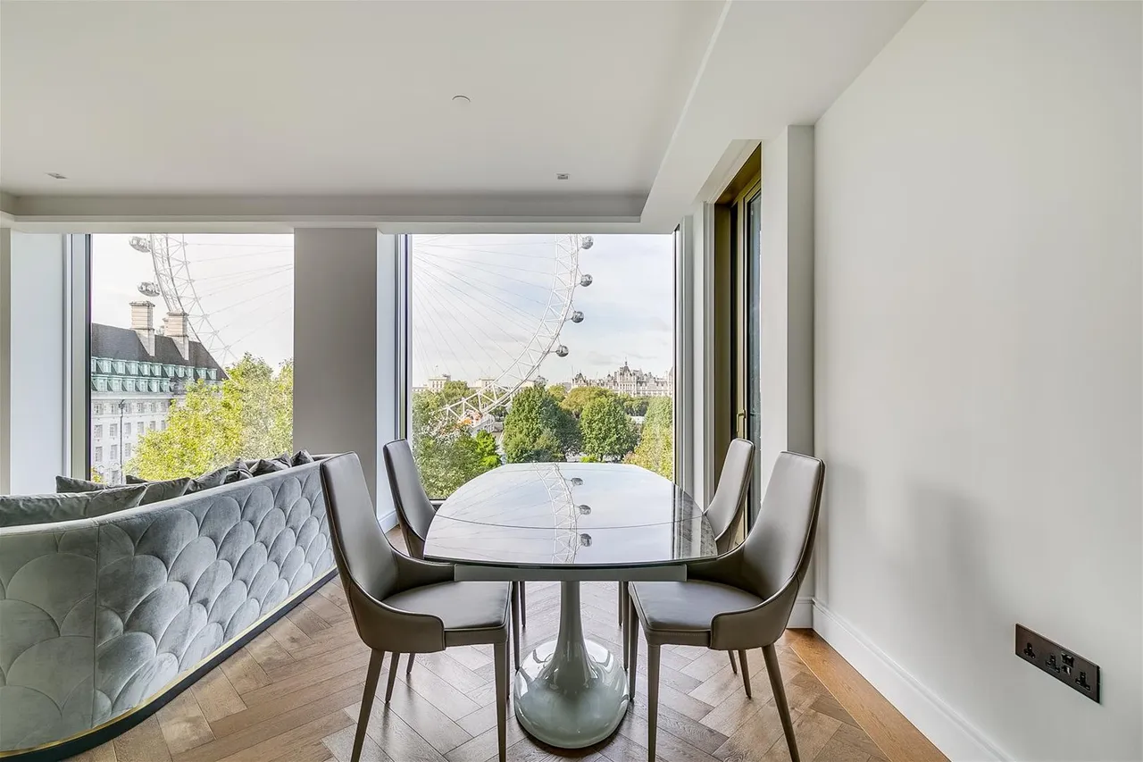 Belvedere Road, London SE1 7AF, photo 3