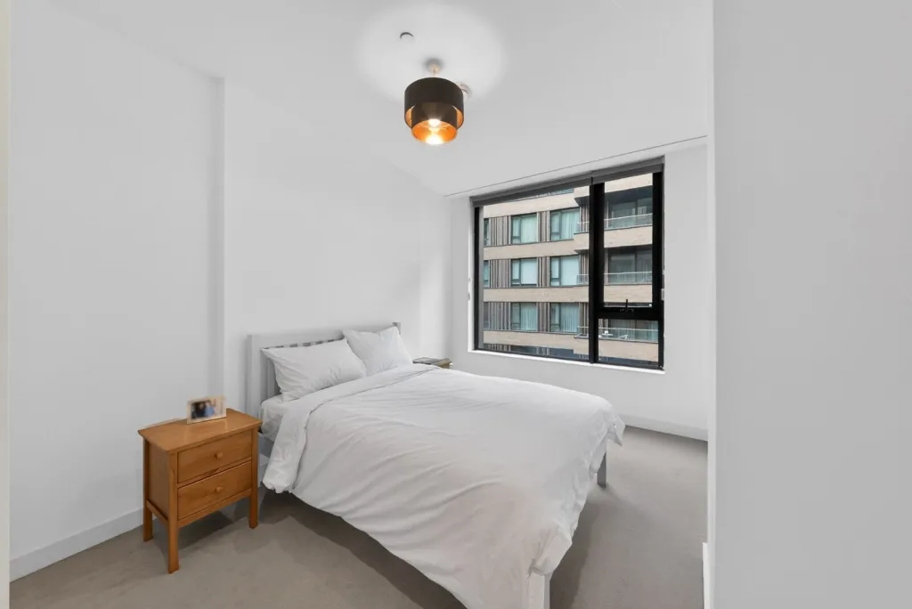 Wood Lane, White City, W12, photo 12