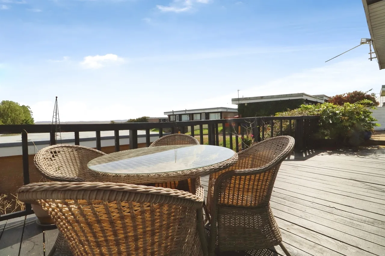 Fort Road, Penarth, CF64, photo 14