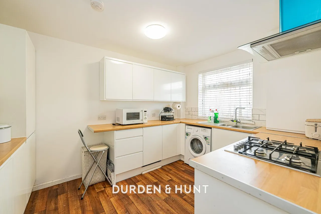 Leather Gardens, Stratford, E15, photo 2