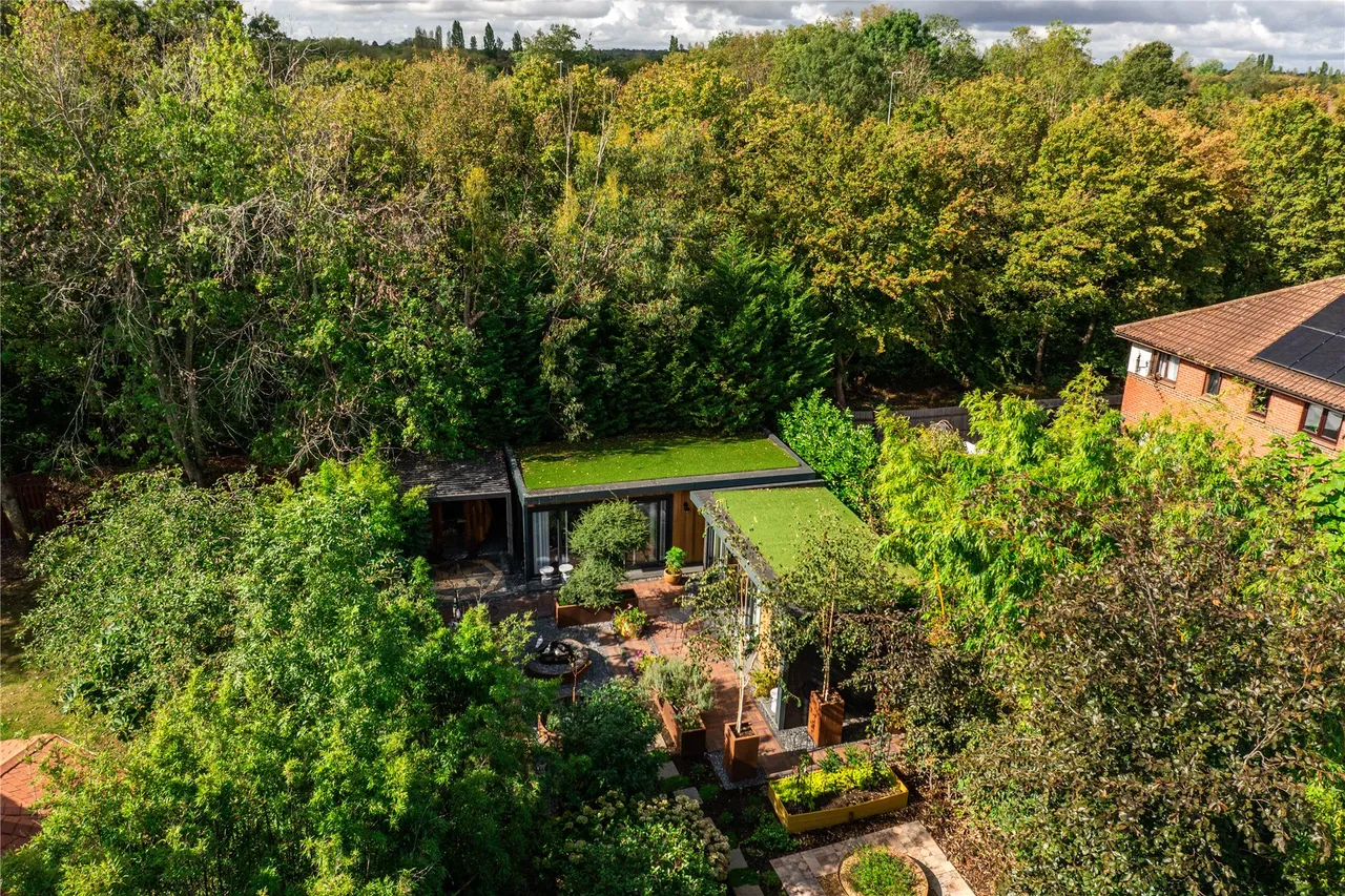 Landsborough Gate, Willen, MK15, photo 28