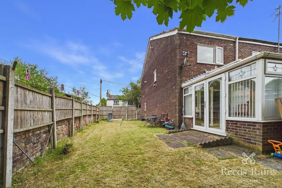 3 bed house for sale — Gillmoss Close, Liverpool, Merseyside, L11