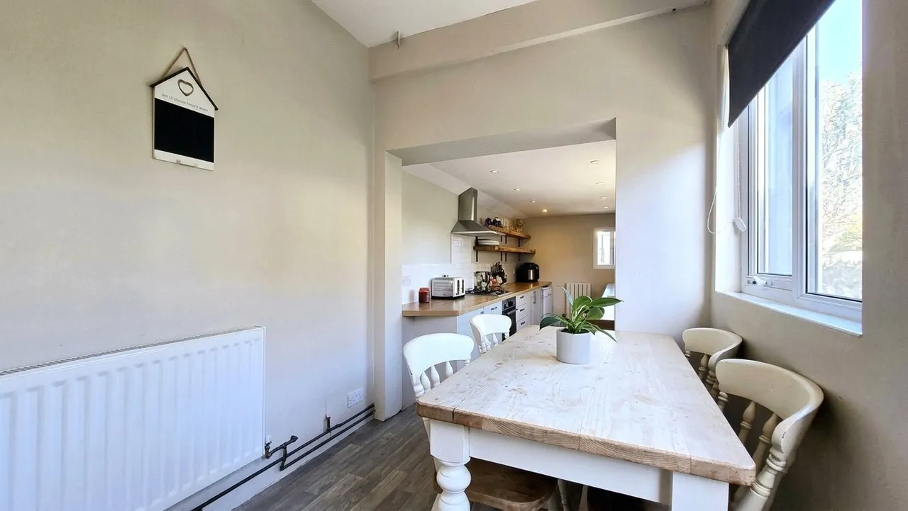 Llanfawr Road, Holyhead, LL65, photo 4