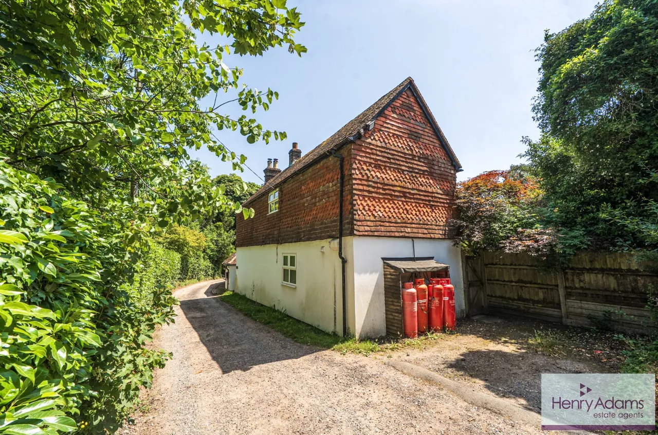 London Road, Rake, GU33, photo 21