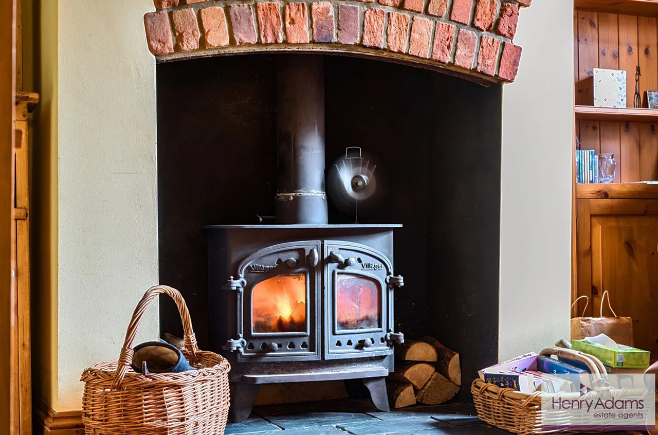 London Road, Rake, GU33, photo 5
