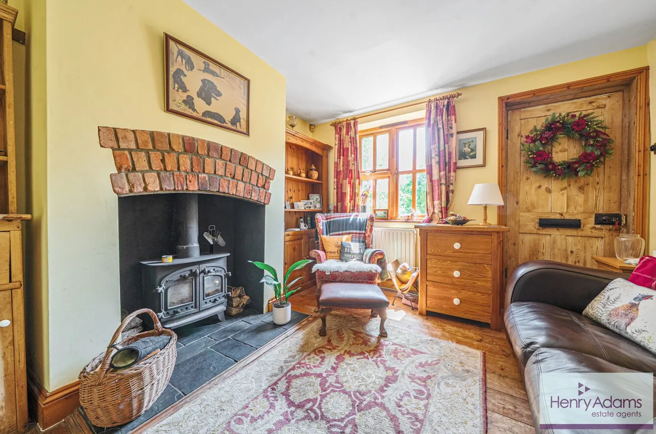 London Road, Rake, GU33, photo 3