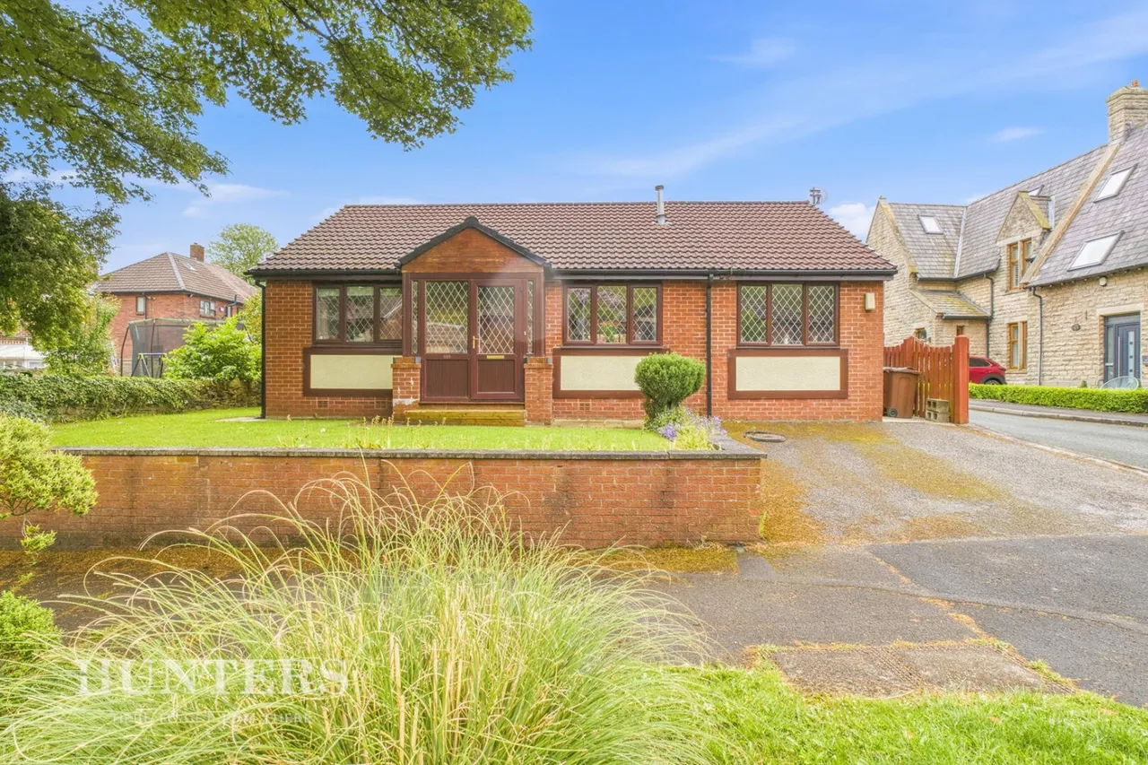 4 bed house for sale, Shore Road, Shore, OL15
