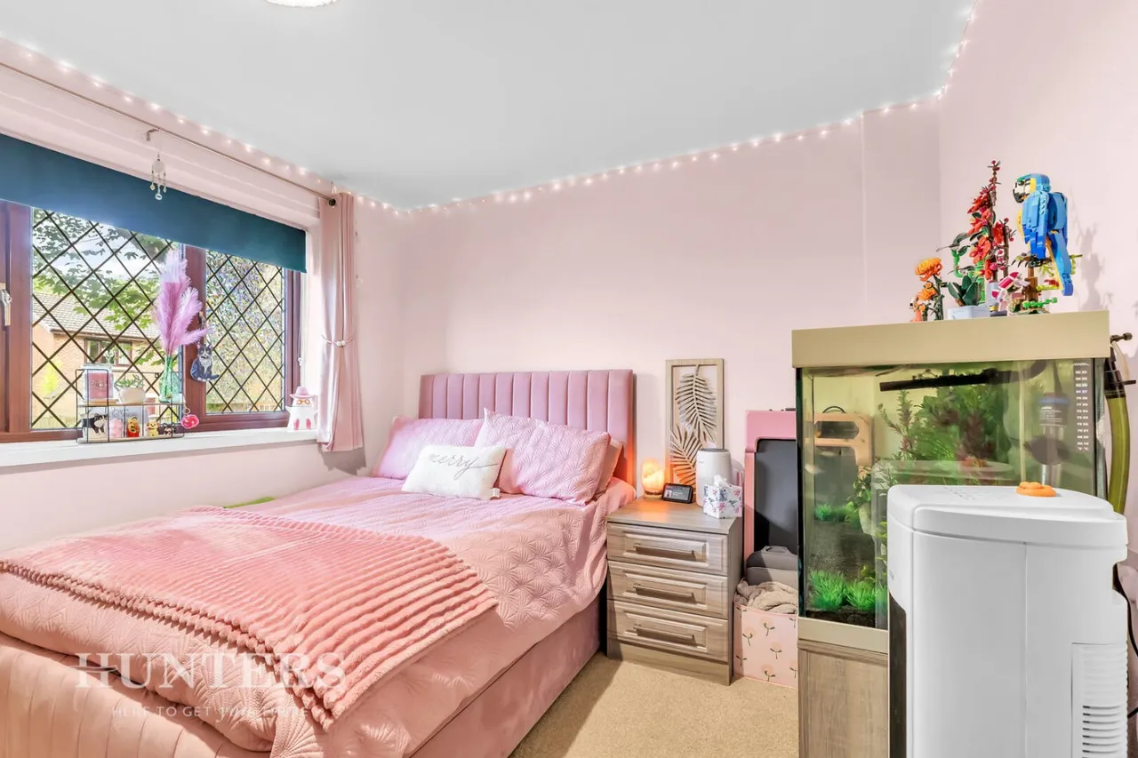 Shore Road, Shore, OL15, photo 12