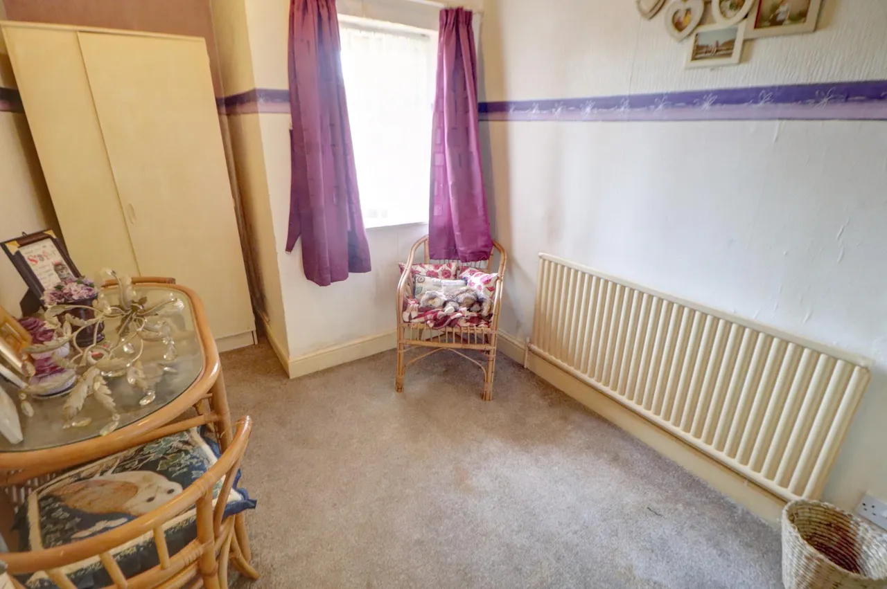 Bath Street, Oldham, OL9, photo 18