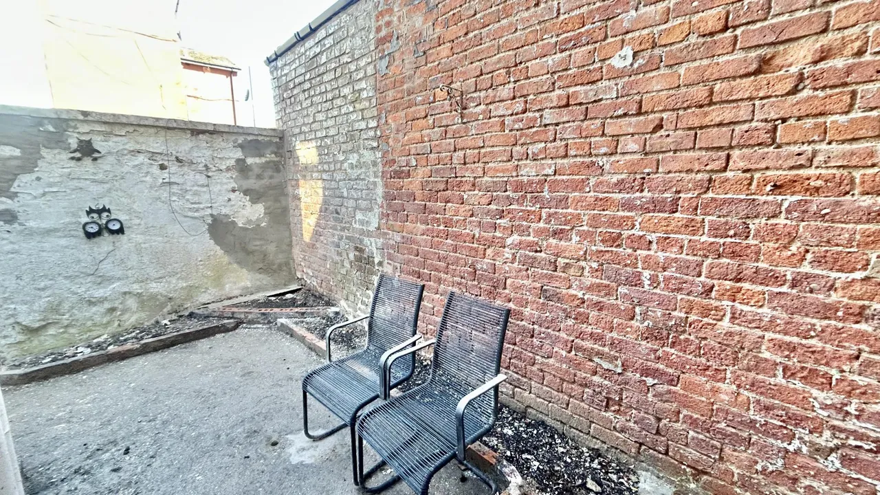 Bath Street, Oldham, OL9, photo 9