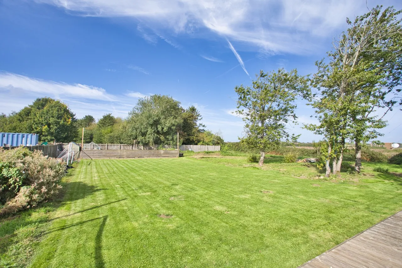 Winehouse Lane, Capel-le-Ferne, CT18, photo 4