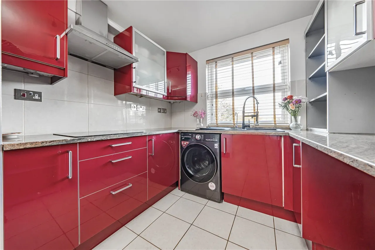 Hepple Close, Isleworth, TW7, photo 3