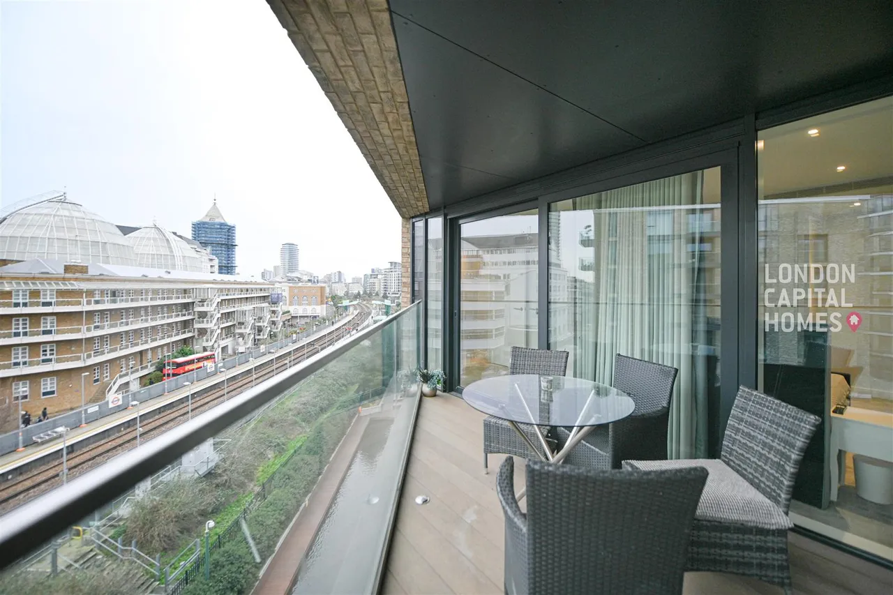 Lockgate Road, London, photo 16