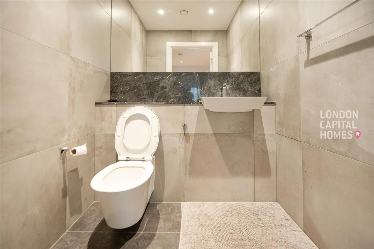 Lockgate Road, London, photo 13