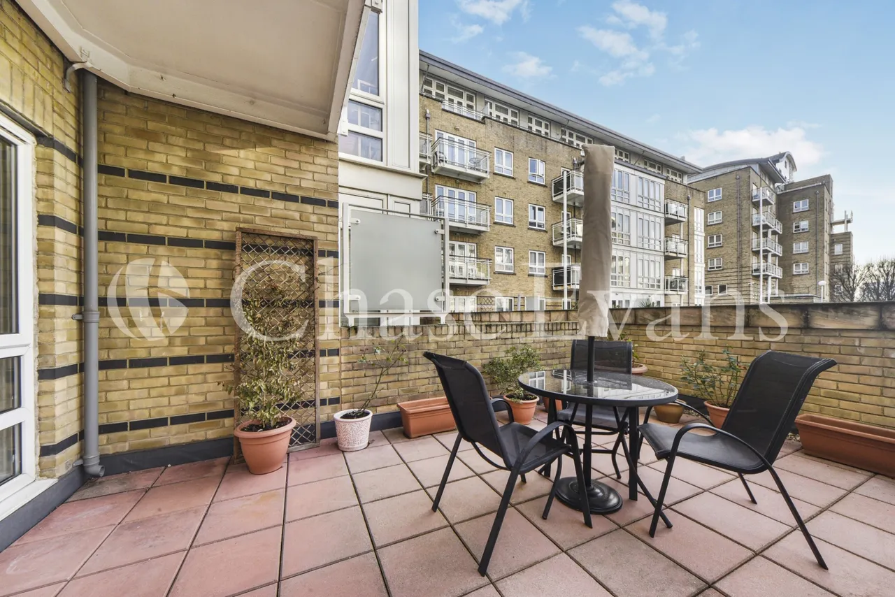 St Davids Square, Isle Of Dogs, E14, photo 12