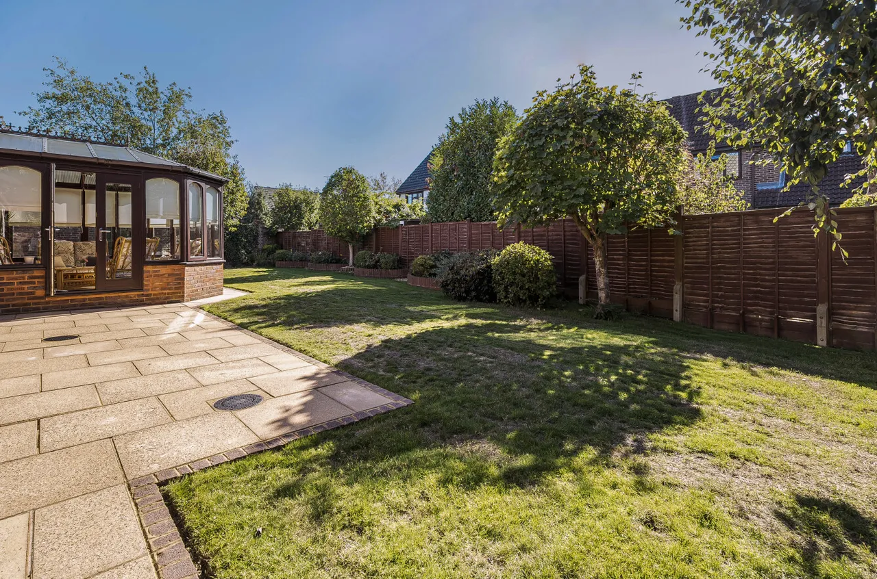 Raeburn Way, College Town, Sandhurst, Berkshire, GU47 0FH, photo 11