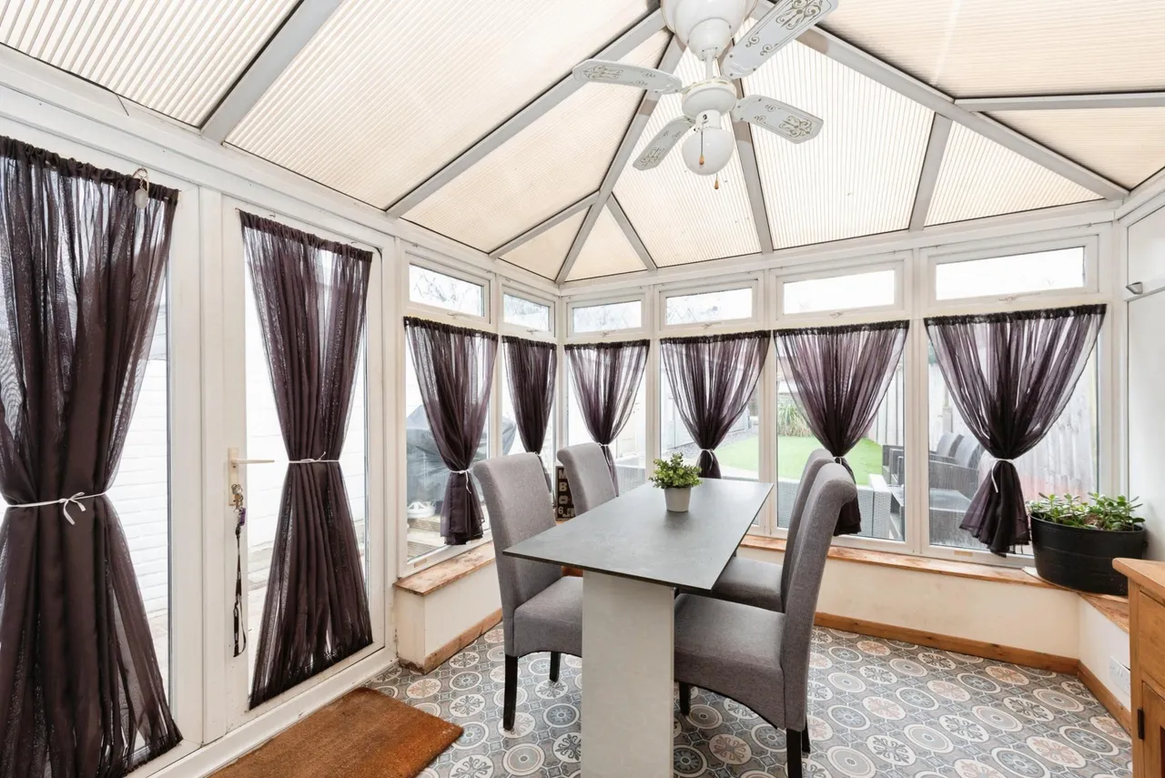 Muncaster Road, Ashford, TW15, photo 9