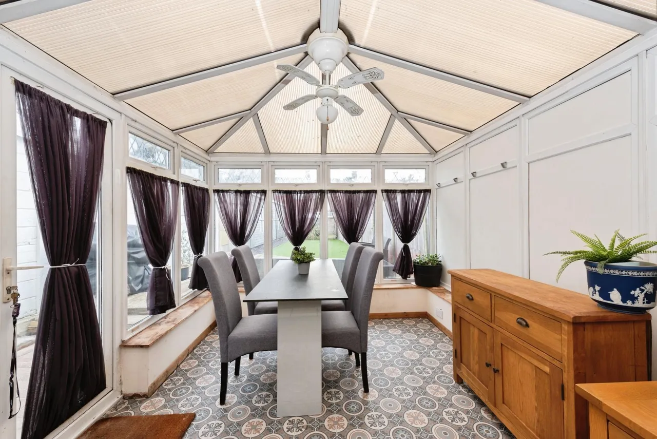 Muncaster Road, Ashford, TW15, photo 8