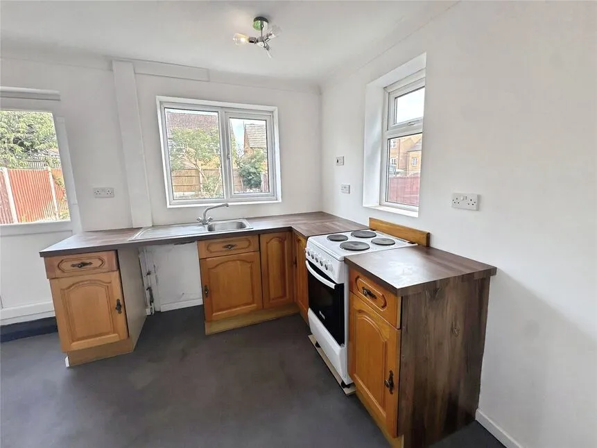 Rutland Crescent, Harworth, Nottinghamshire, DN11, photo 4