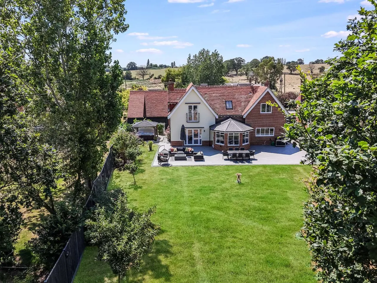 Chelmsford Road, Purleigh, Chelmsford, Essex, CM3 6QP, photo 2