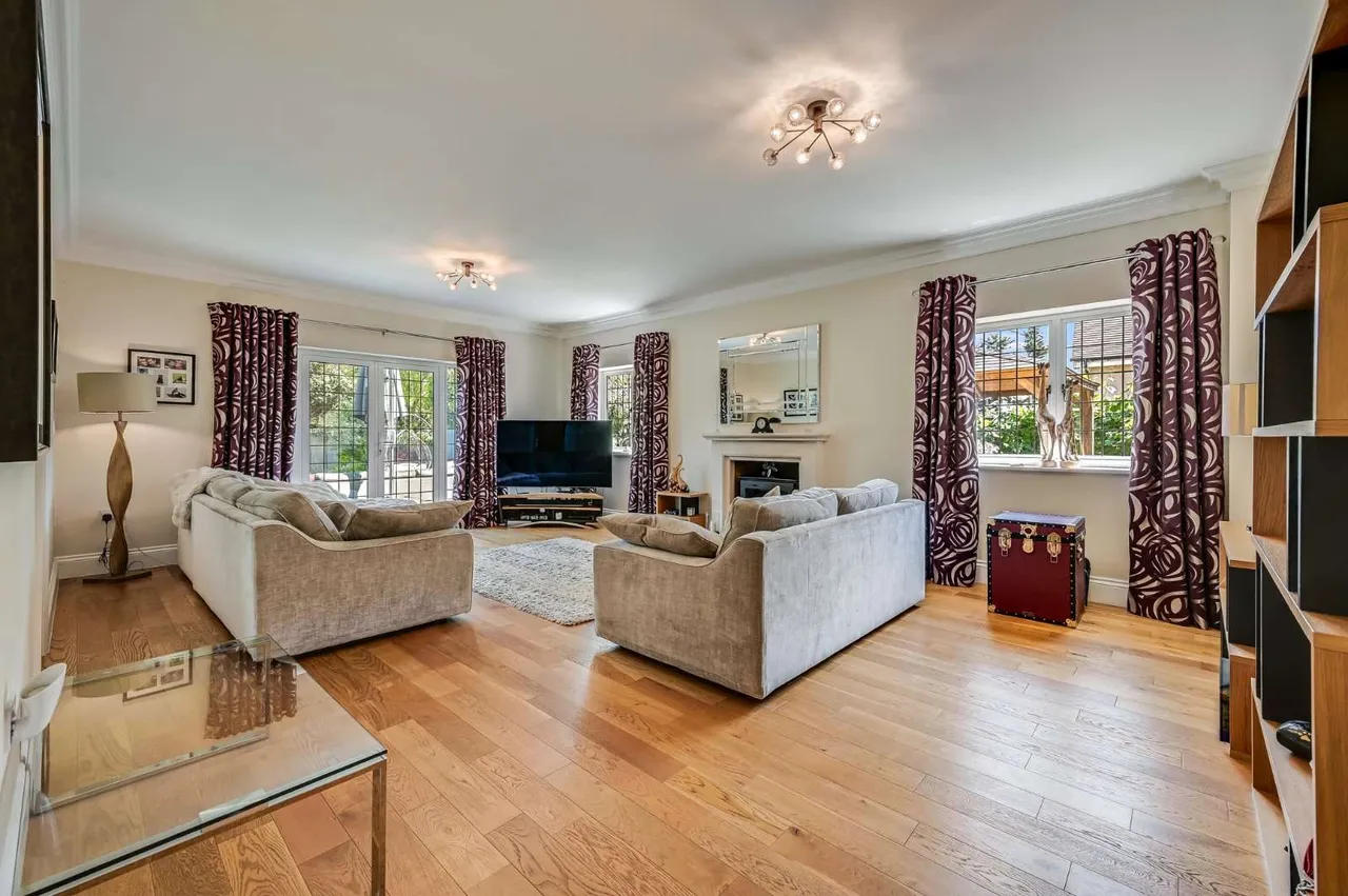 Chelmsford Road, Purleigh, Chelmsford, Essex, CM3 6QP, photo 4