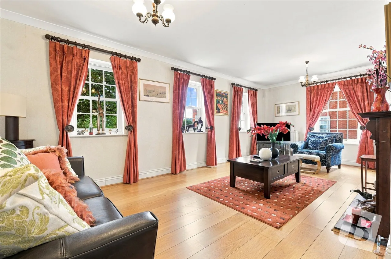Sidney Place, Old Beaulieu, CM1, photo 4