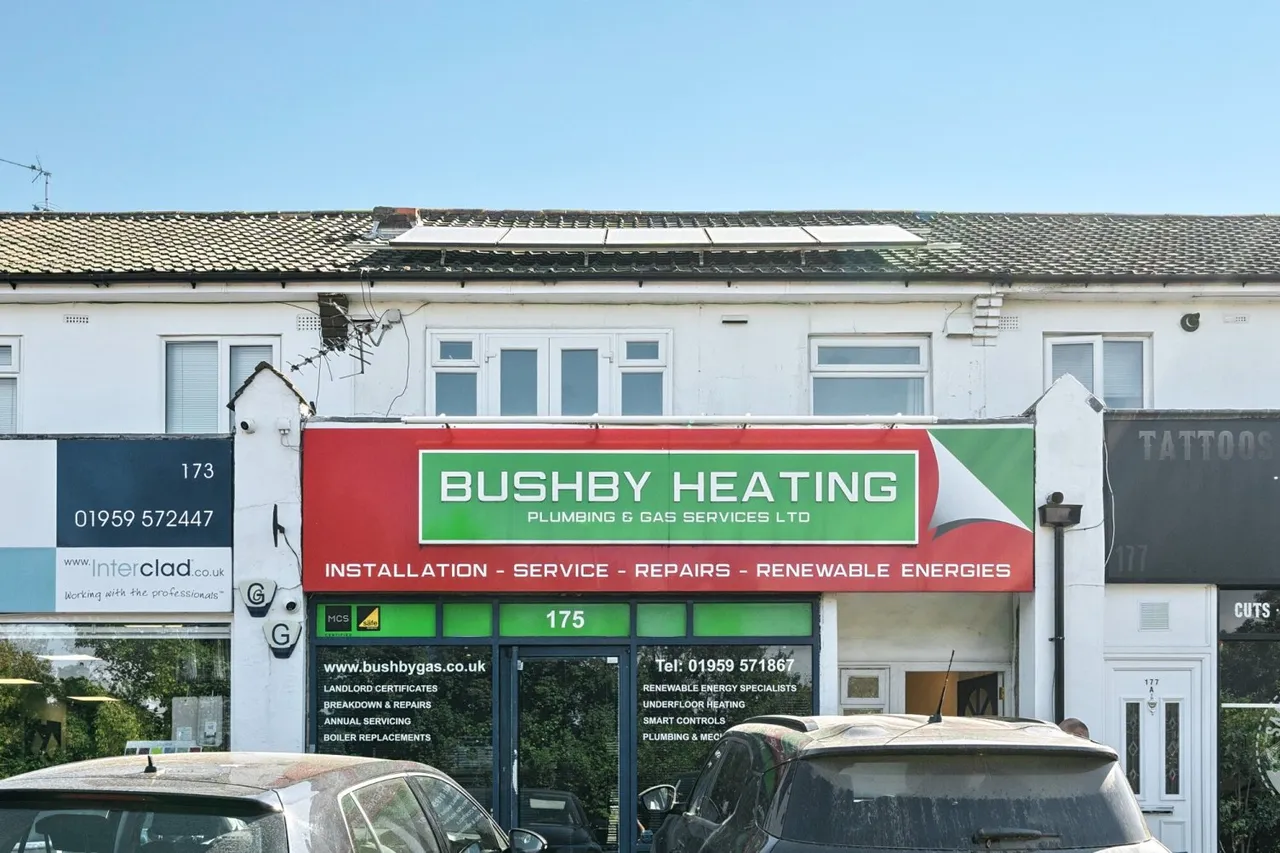 2 bed flat to rent — Main Road, Westerham, TN16