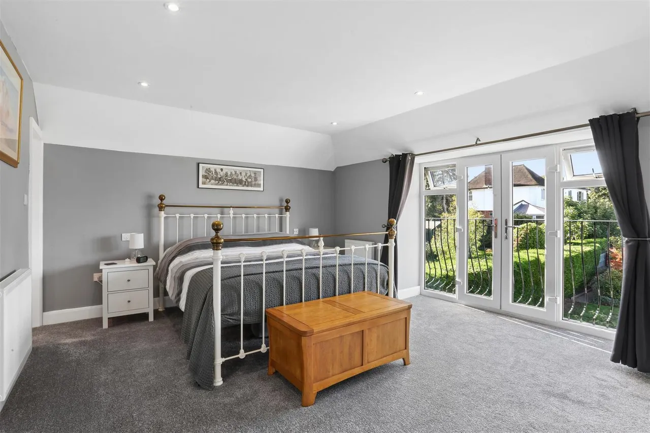 Sutton Lane, Banstead, SM7, photo 16