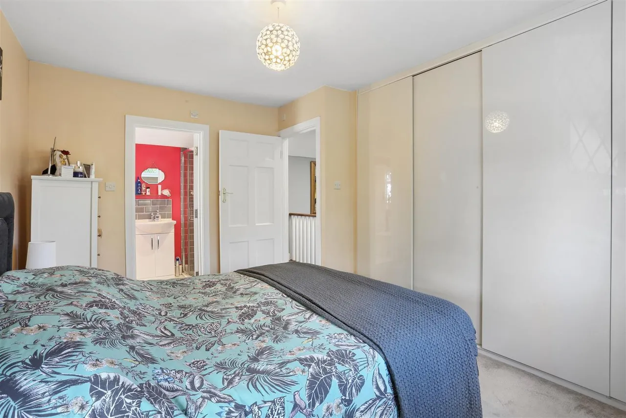 Sutton Lane, Banstead, SM7, photo 23