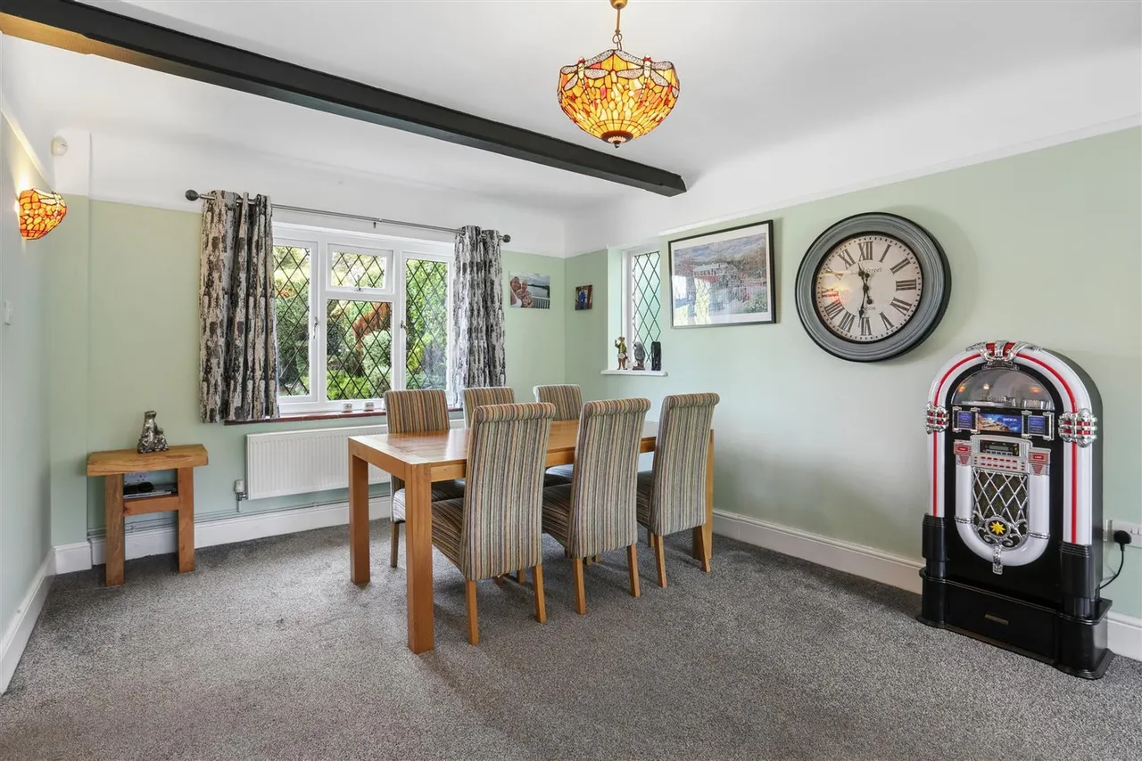 Sutton Lane, Banstead, SM7, photo 7