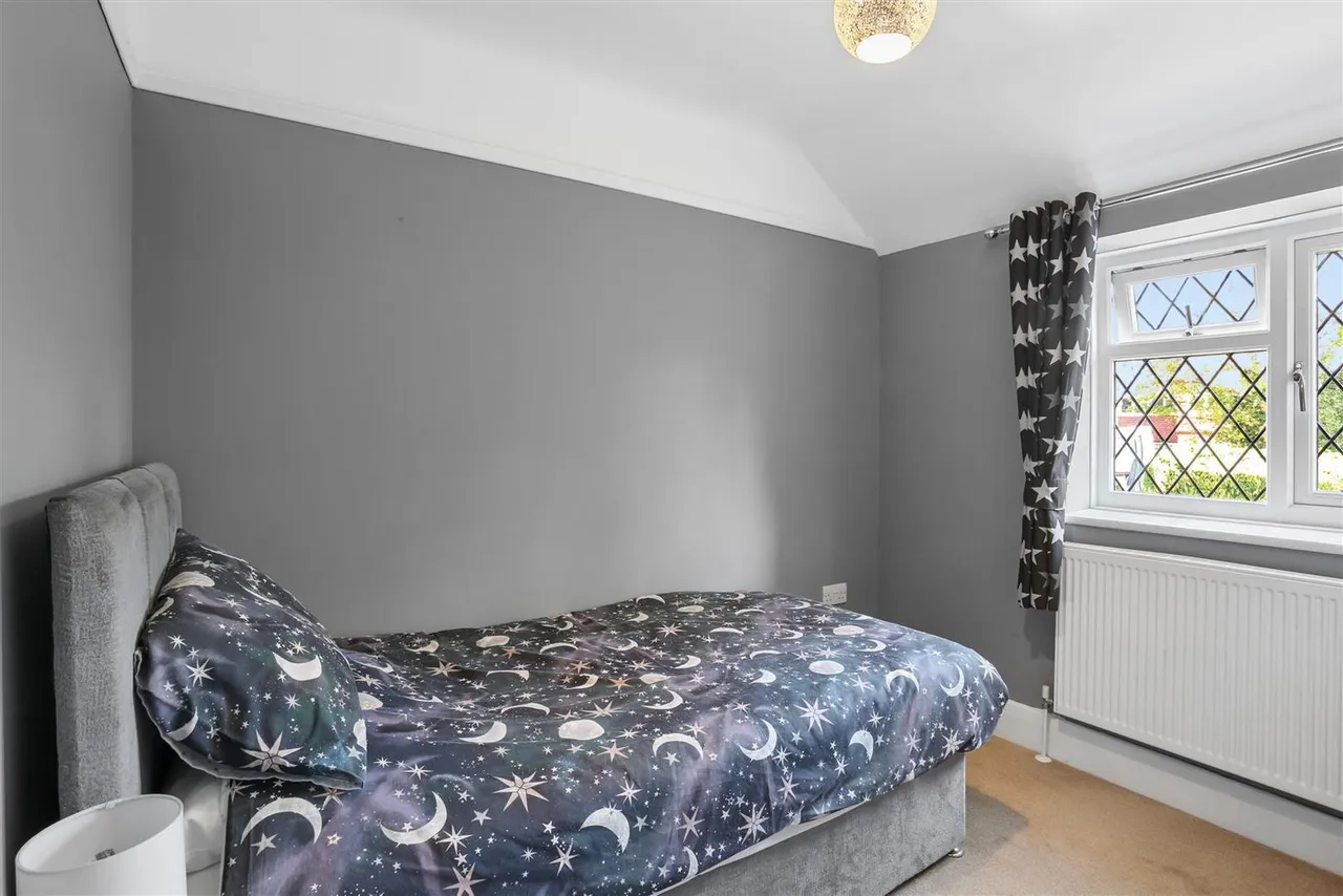 Sutton Lane, Banstead, SM7, photo 25