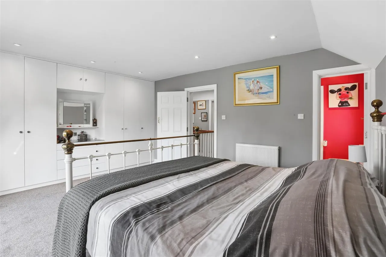Sutton Lane, Banstead, SM7, photo 18