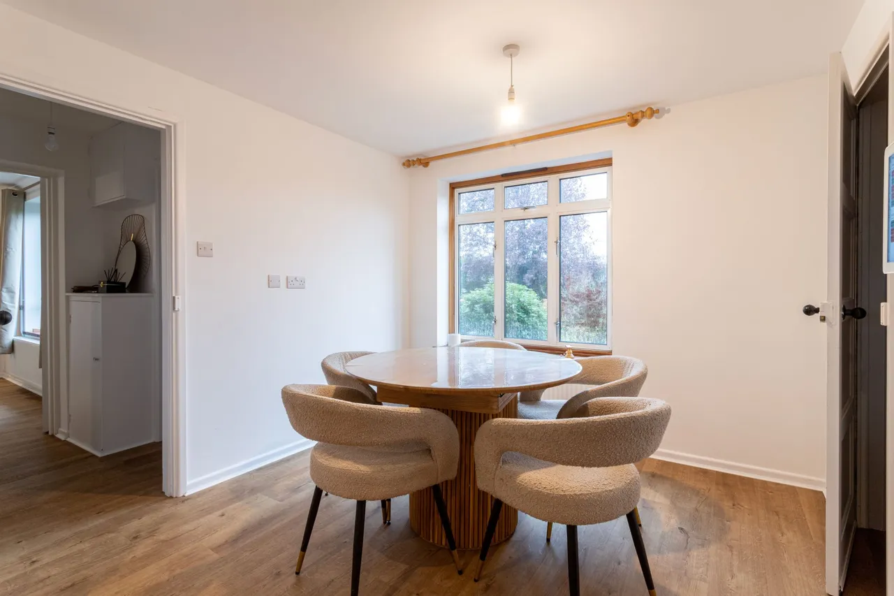Borough Court Road, Hartley Wintney, RG27, photo 4