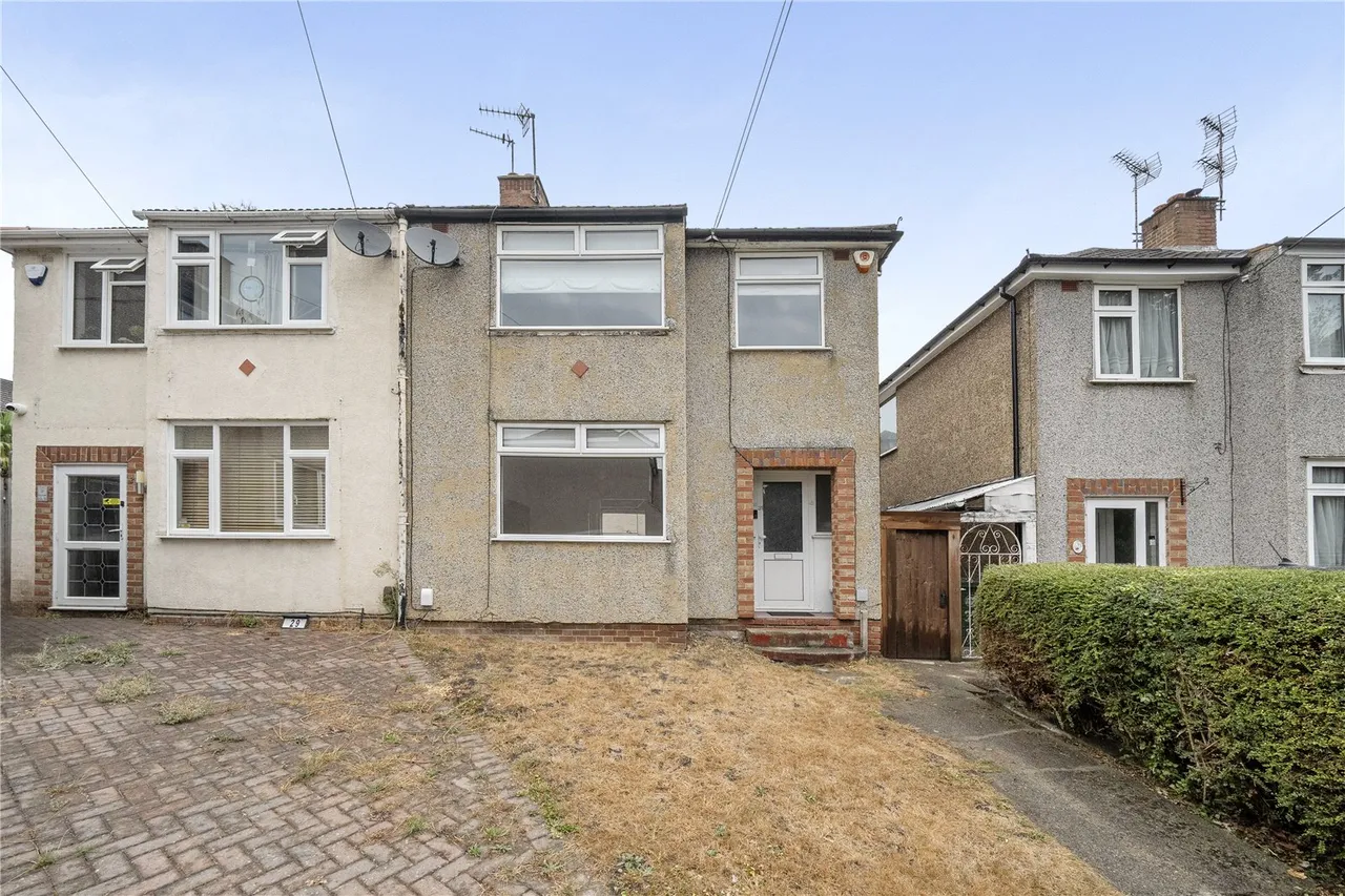 3 bed house for sale — Spring Vale, Bexleyheath, DA7
