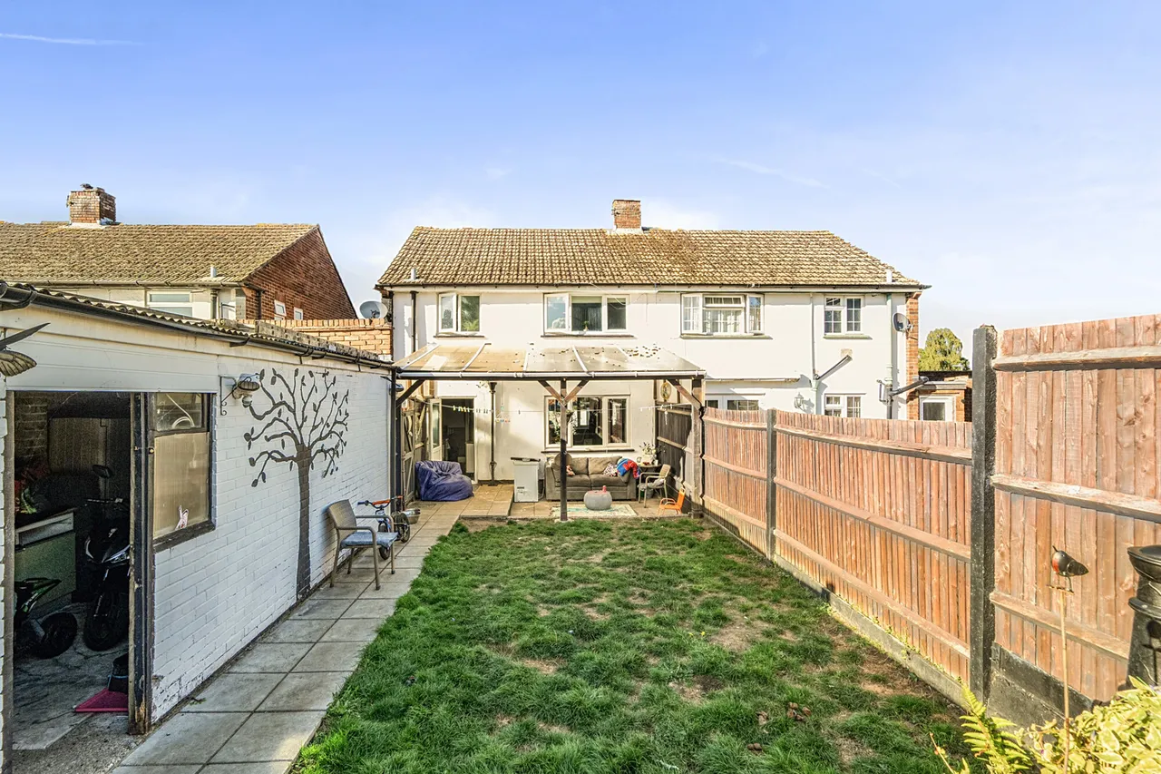 Gosforth Lane, Watford, WD19, photo 20