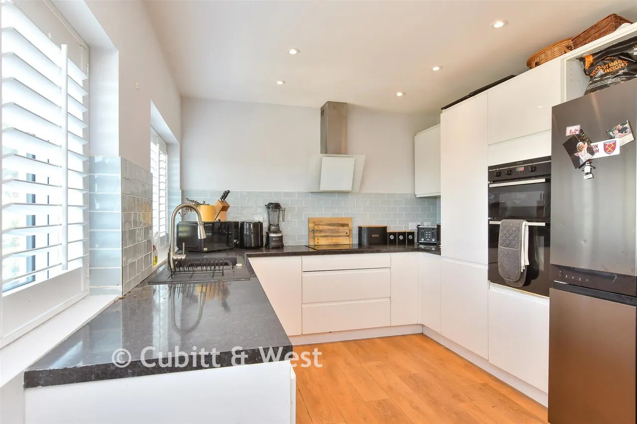 Crescent Drive North, Woodingdean, BN2, photo 5