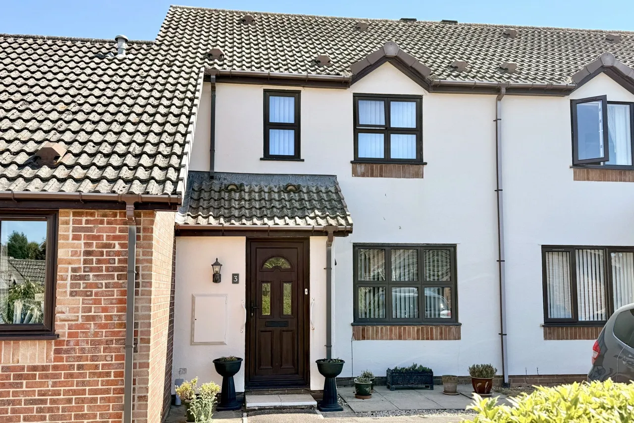 2 bed property for sale — Fairfield Gardens, Honiton, Devon, EX14