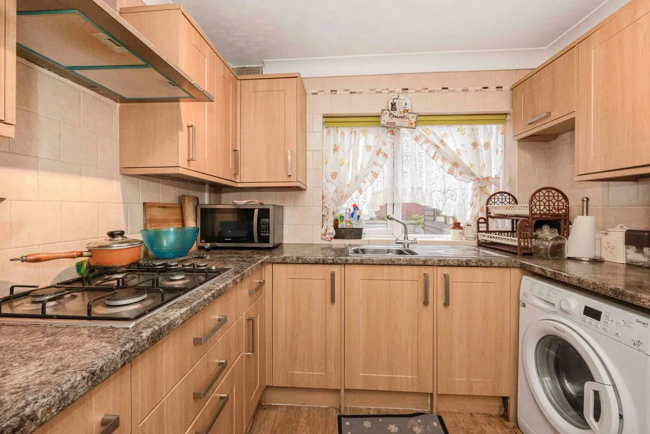 Millais Road, Leytonstone, E11, photo 4