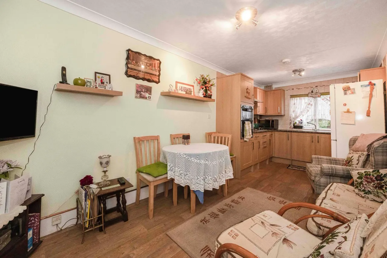 Millais Road, Leytonstone, E11, photo 5
