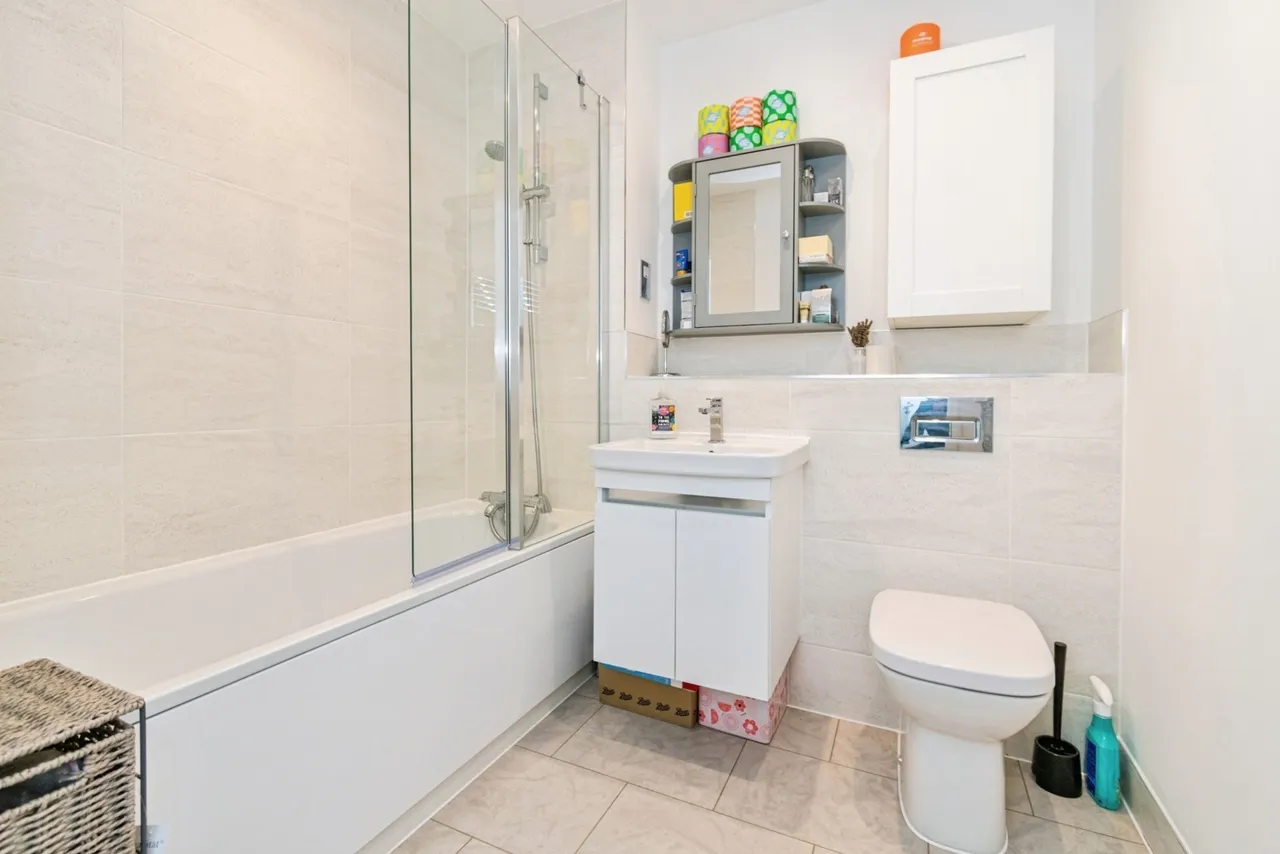 Bethell Road, Winchester, SO22, photo 12