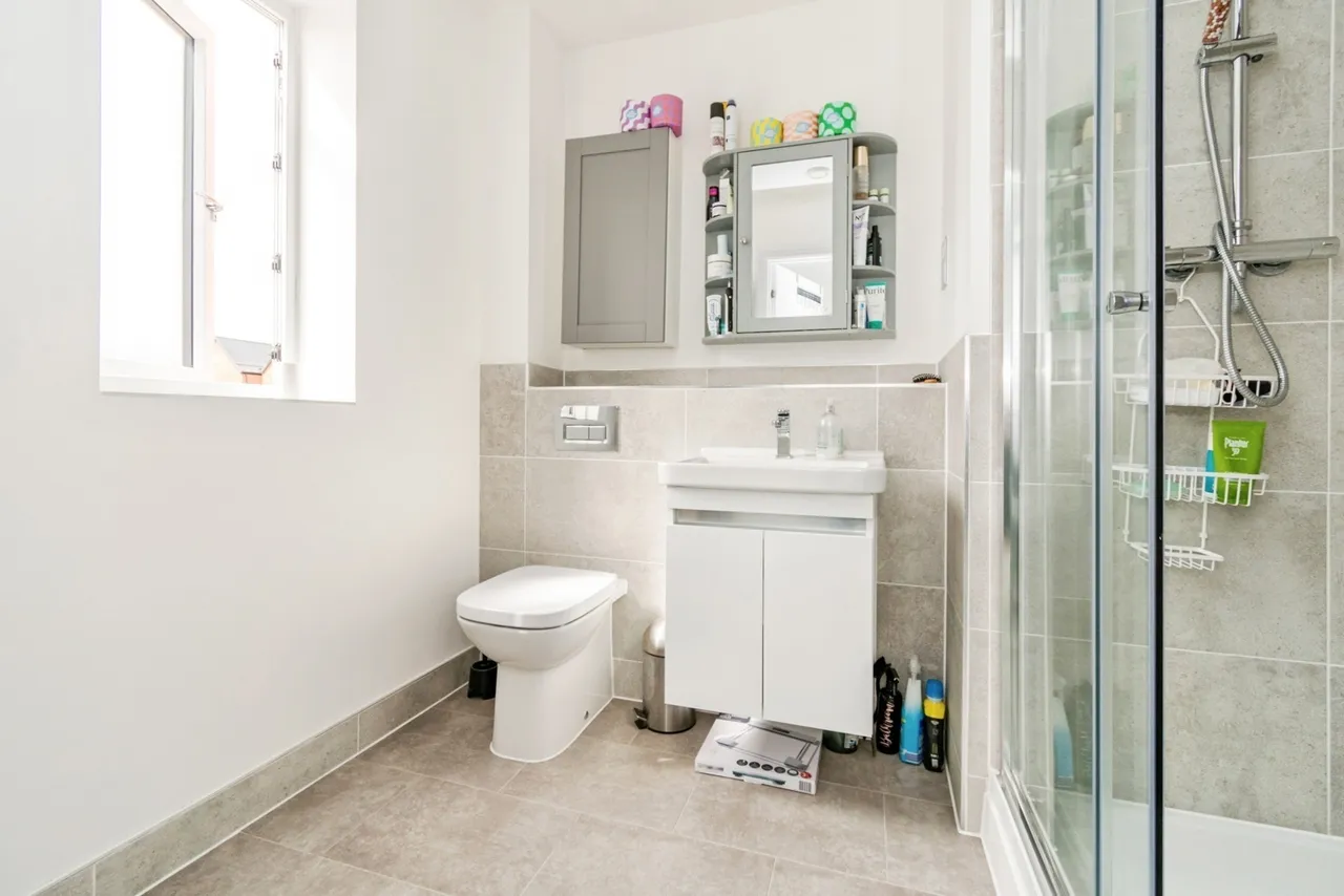 Bethell Road, Winchester, SO22, photo 9
