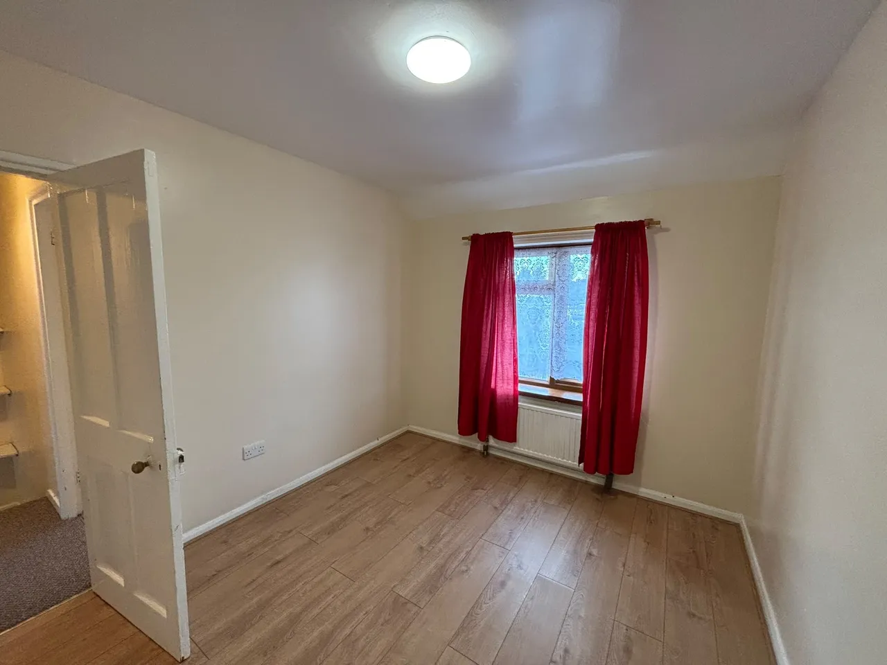 Porters Avenue, Dagenham, RM8, photo 5