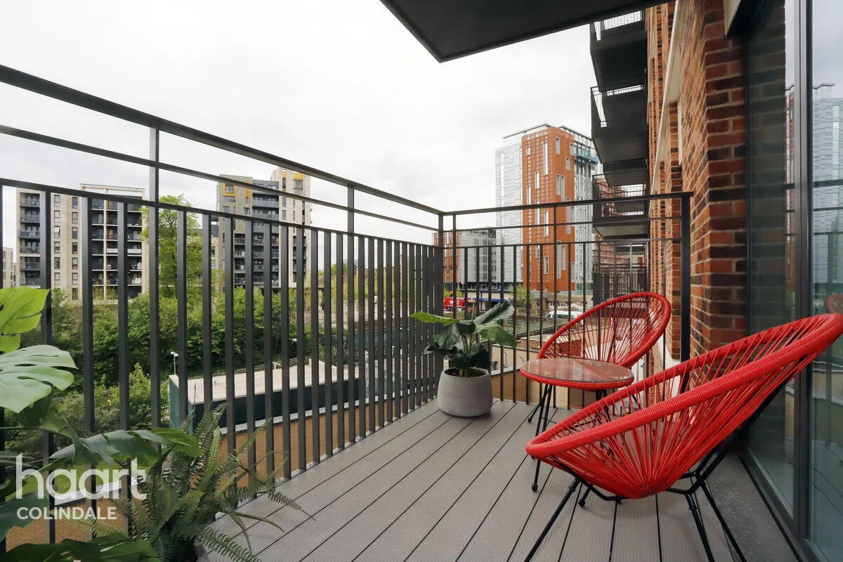 Bronze House, London, NW9, photo 6